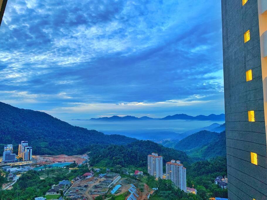 Humble Abode Family Suite 3-5Pax Geo38 Genting Free Wifi Genting Highlands Buitenkant foto